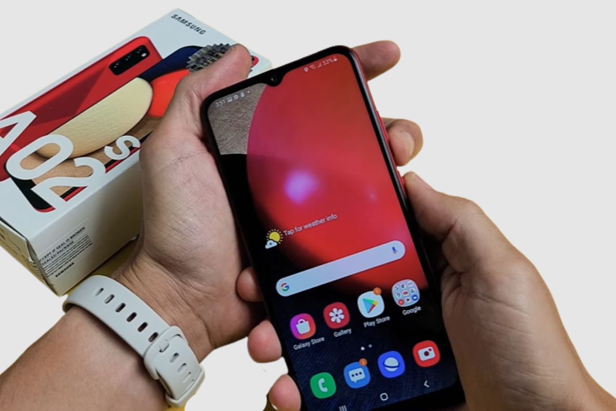 How to Take a Screenshot with the Samsung Galaxy A02S (2)